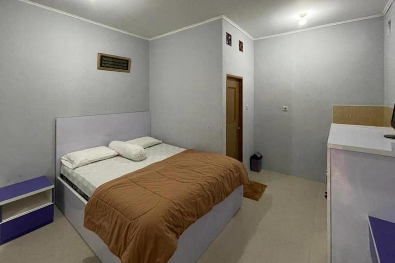 Villa Syariah Citeko Mitra Reddoorz Bogor Buitenkant foto